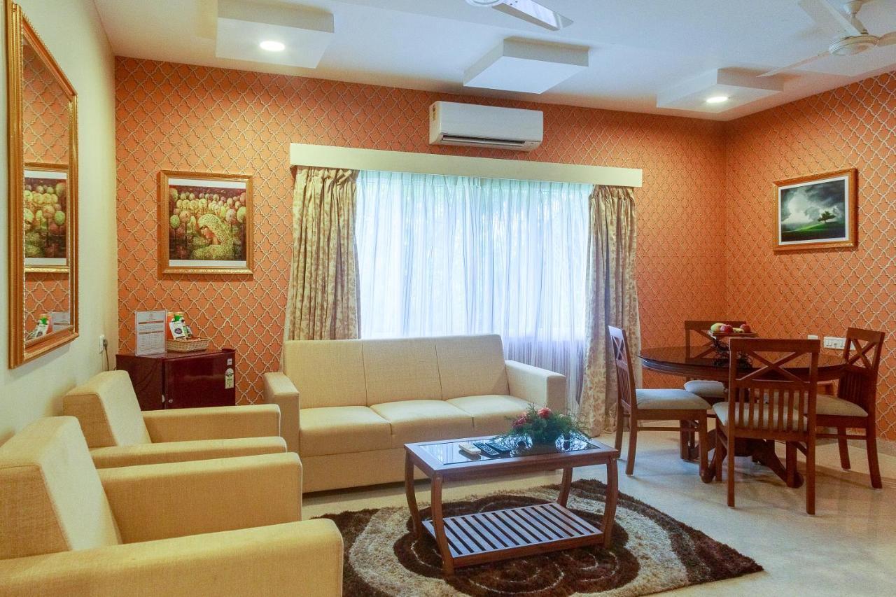 Hotel Royal Grande Vellore Exterior foto